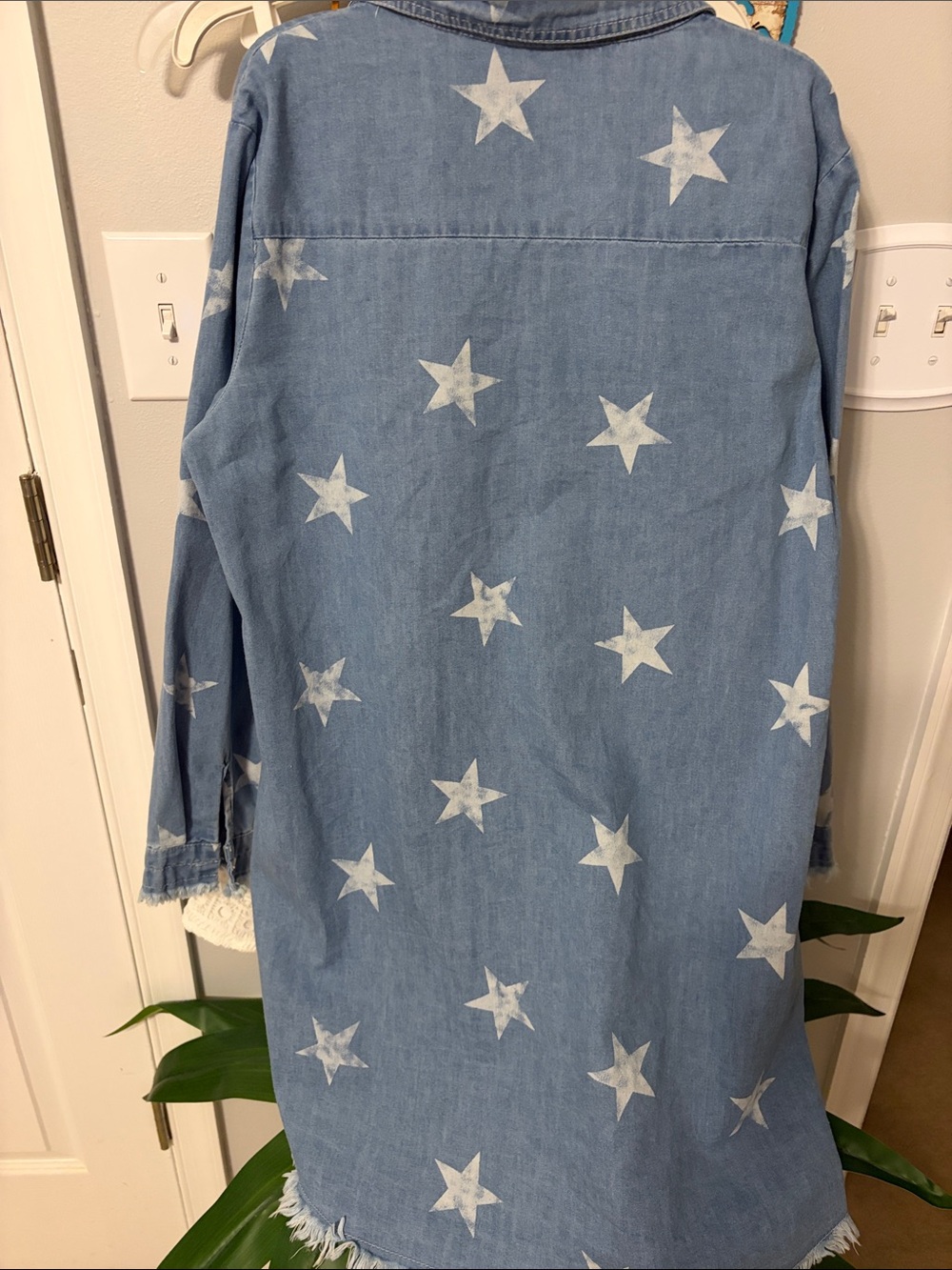 NWOT Z Supply Light Blue Star-Print Denim Dress - Picture 5 of 5